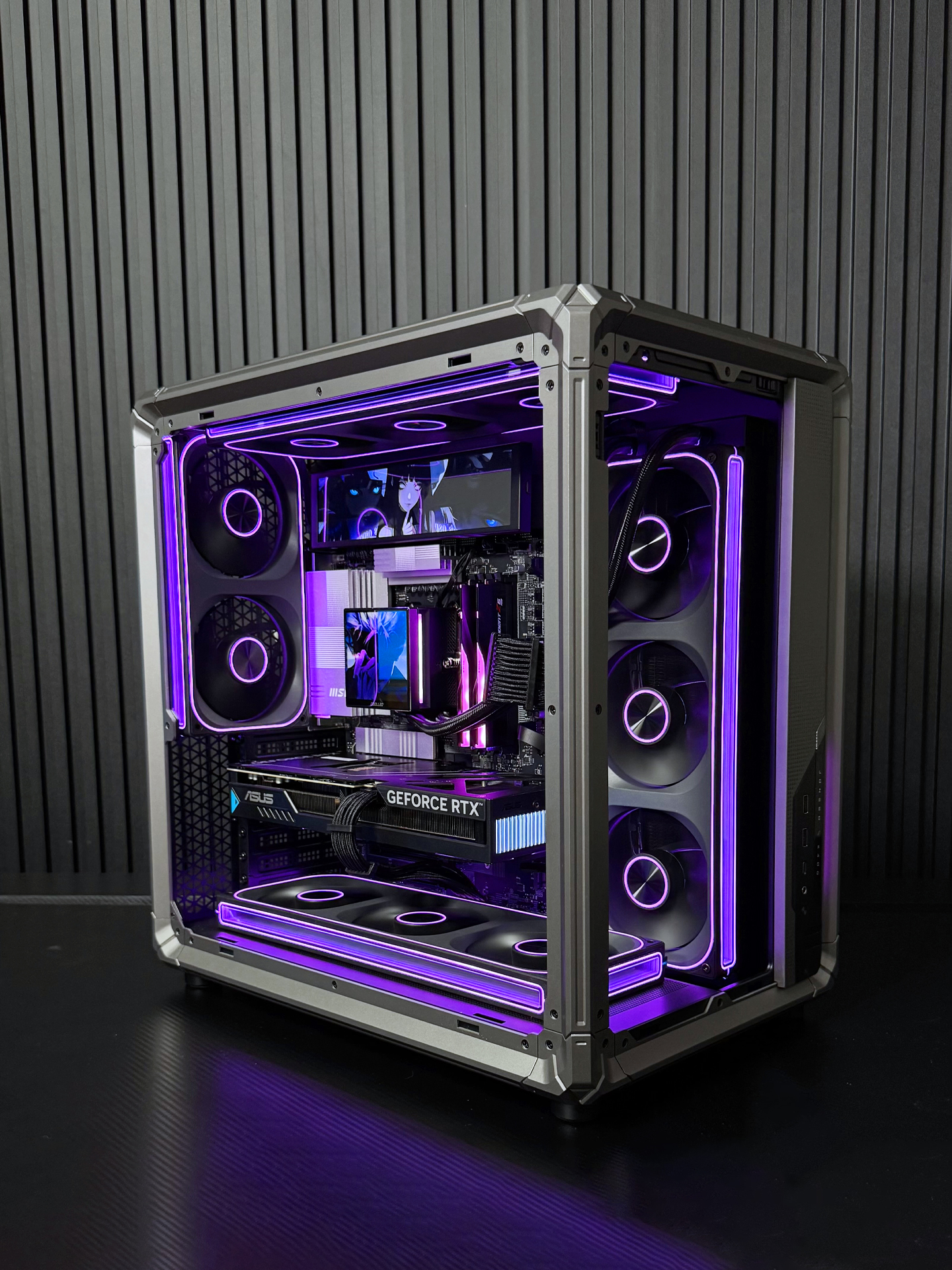 High-end sea view room compute - مراجعة Esports Gaming Room وسعره