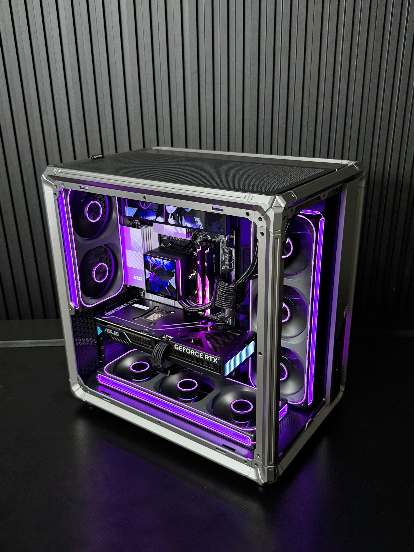 High-end sea view room compute - مراجعة Esports Gaming Room وسعره